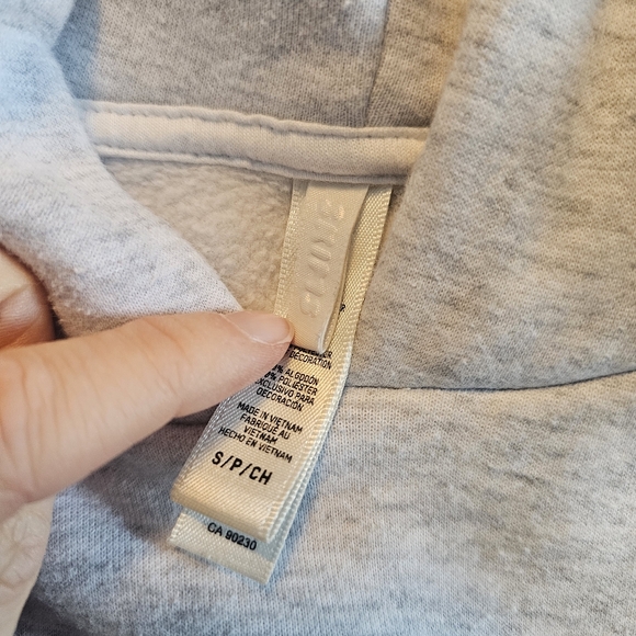 Skims CoTTON FLEECE SHRUNKEN HOODIE | LIGHT HEATHER GREY | XXS - Picture 6 of 6